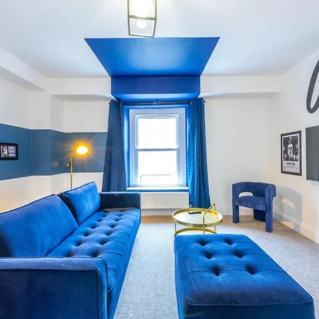Luxury Skyfall With Free Parking For Families & Business By Prescott Apartamento Bristol