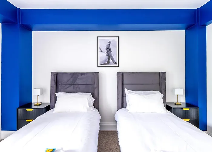 Luxury Skyfall With Free Parking For Families & Business By Prescott *