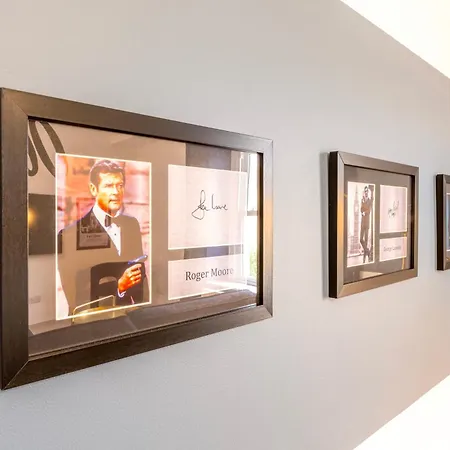 Luxury Skyfall With Free Parking For Families & Business By Prescott Apartmán