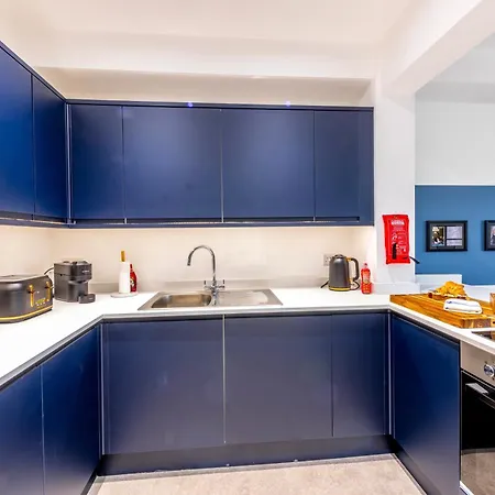 Luxury Skyfall With Free Parking For Families & Business By Prescott