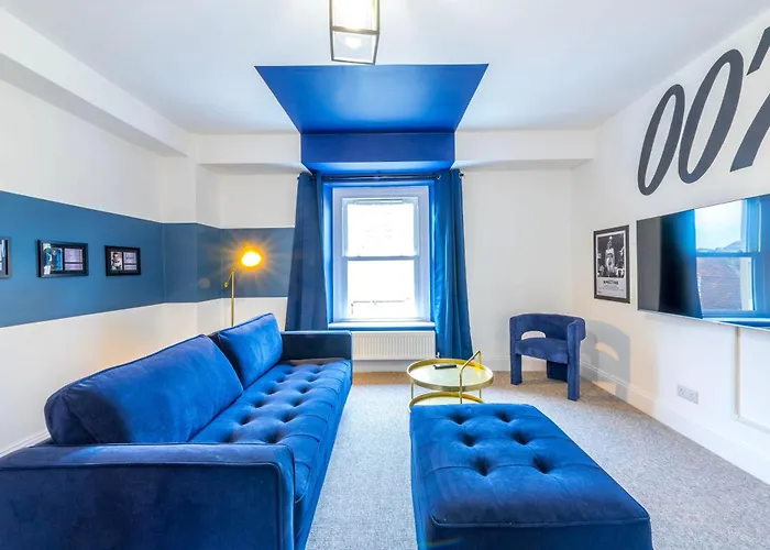 Luxury Skyfall With Free Parking For Families & Business By Prescott Apartman Bristol