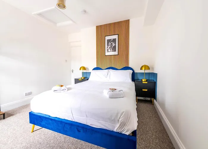 Luxury Skyfall With Free Parking For Families & Business By Prescott * Bristol