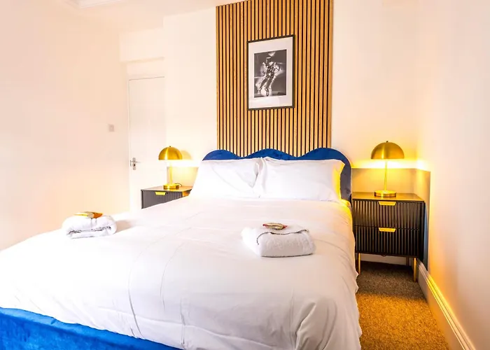 Apartman Luxury Skyfall With Free Parking For Families & Business By Prescott