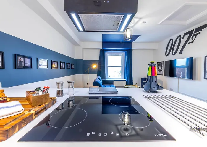 Modern Skyfall With Free Parking For Families & Business By Prescott Μπρίστολ